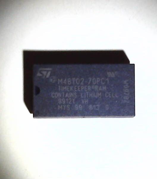 M48T02 TIMEKEEPER® RAM 70ns DIP-24