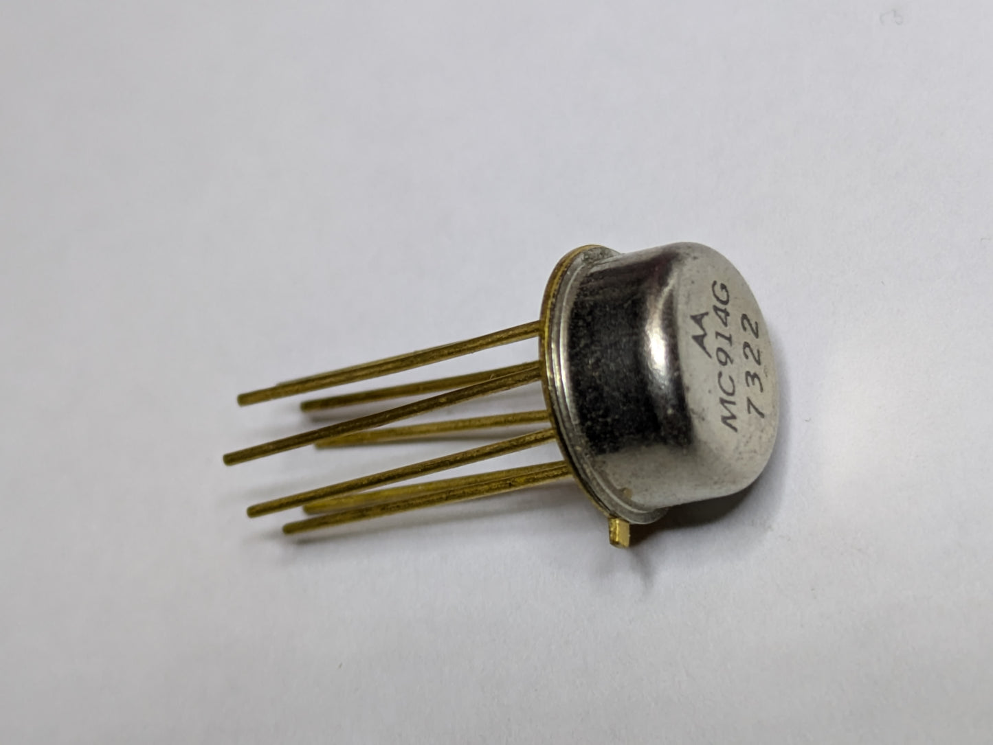 MC914G - IC MRTL DUAL 2-Input NOR Logic Gate TO-99