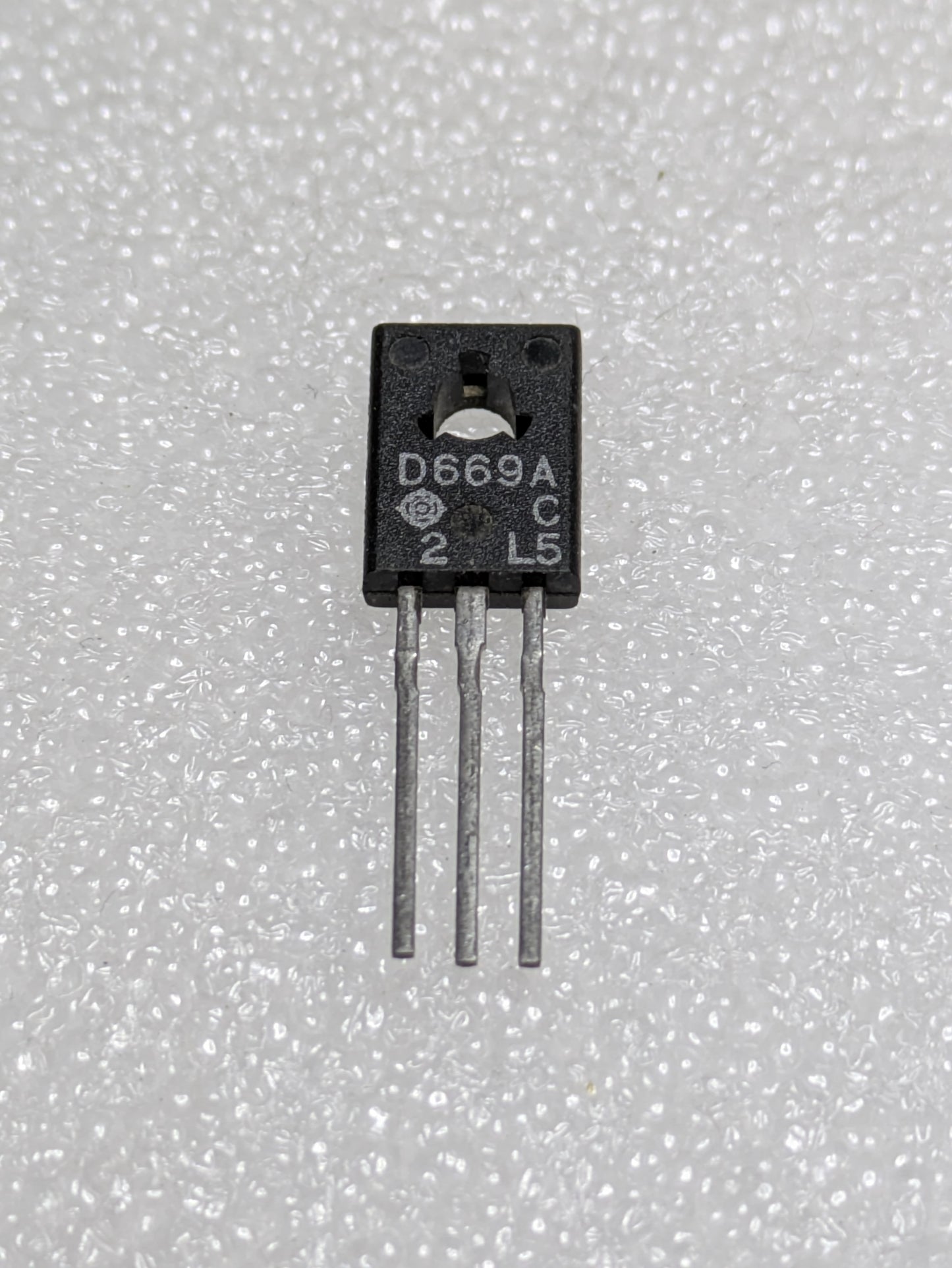 2SD669A