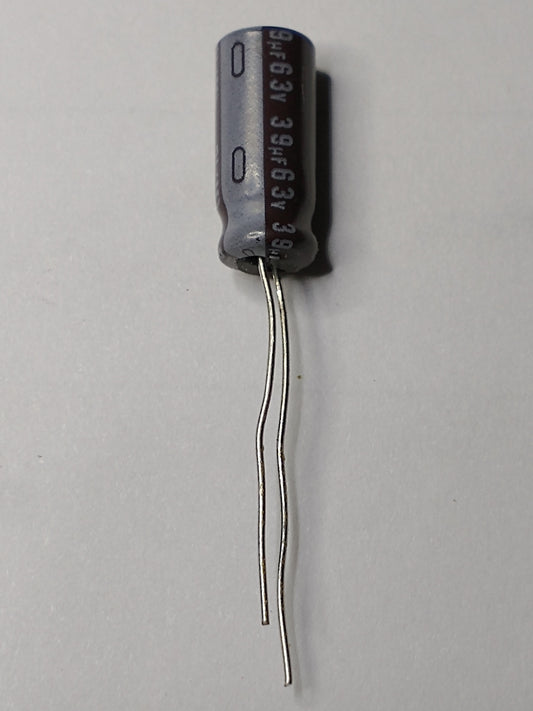 39uf 63V Radial 6.3 x 15mm